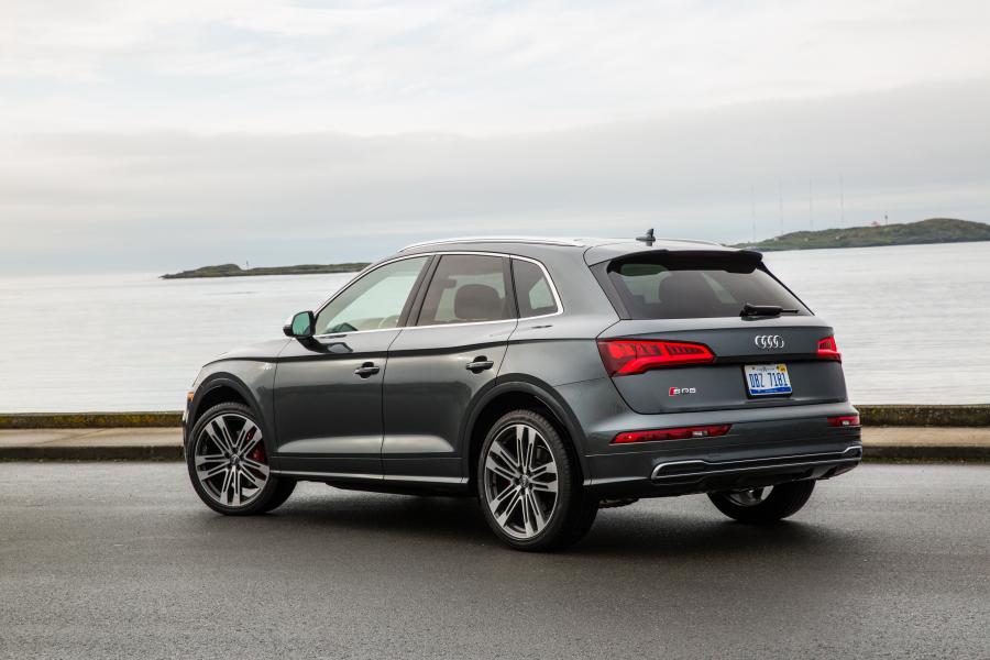  Audi SQ5 3.0 TFSI 2017 года  (NA) (фото 34 из 55)